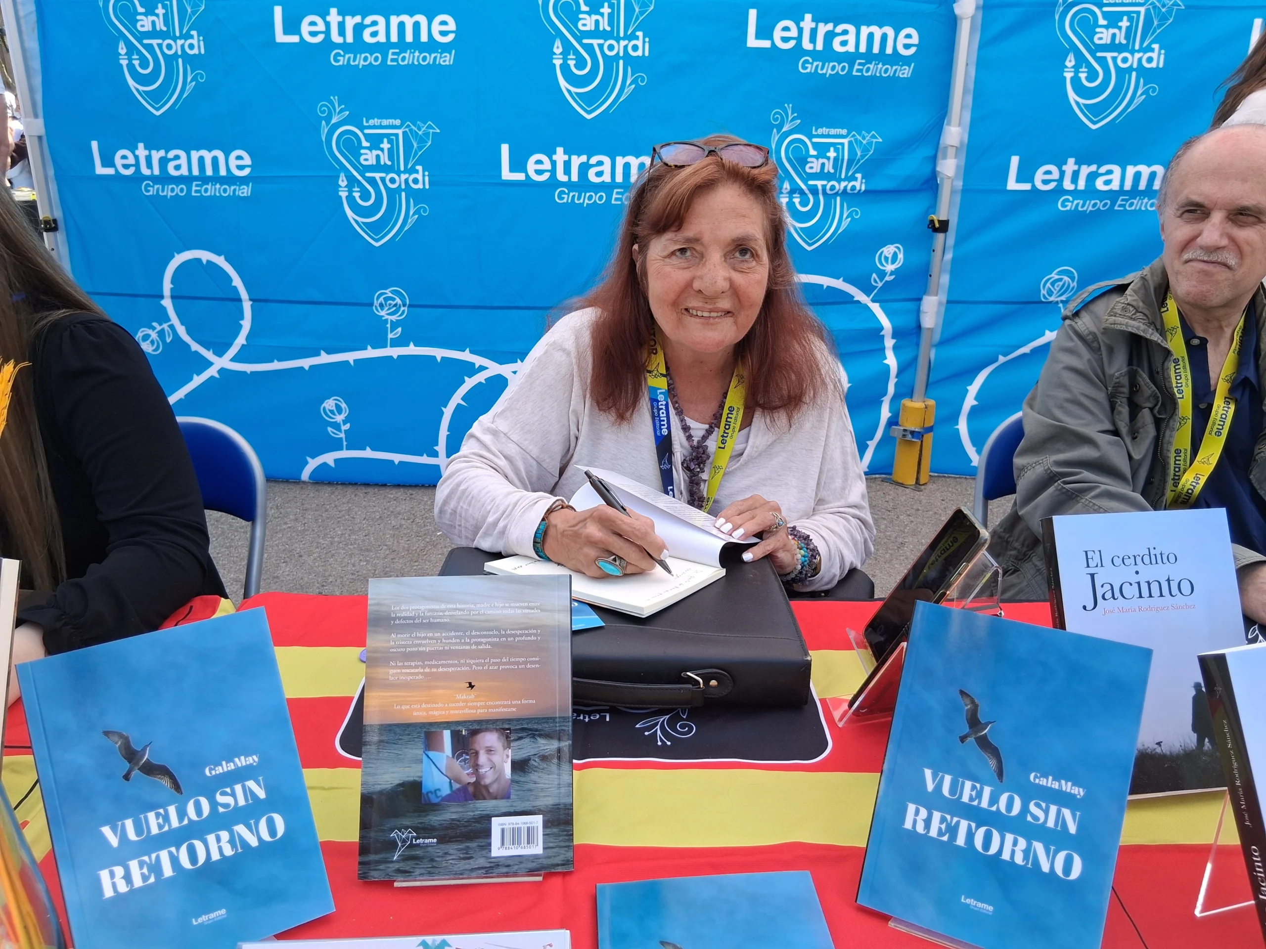 "Vuelo sin retorno", una historia real sobre el amor, la pérdida y lo inevitable, protagoniza la parada de la Editorial Letrame en Sant Jordi